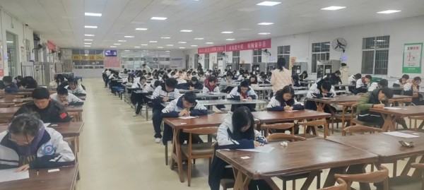 岳阳市江南通信职业技术学校有限公司,岳阳江南学校,岳阳江南通信学校,岳阳职业学校